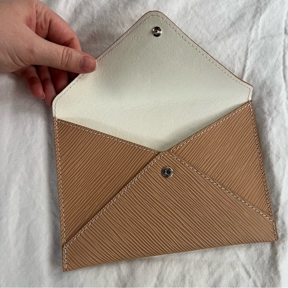 Louis Vuitton Clutch - Picture 1 of 5